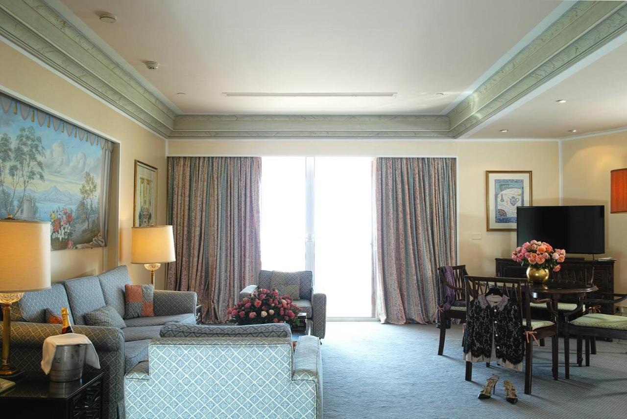 Hotel Al Bustan Beit Mery Exterior foto